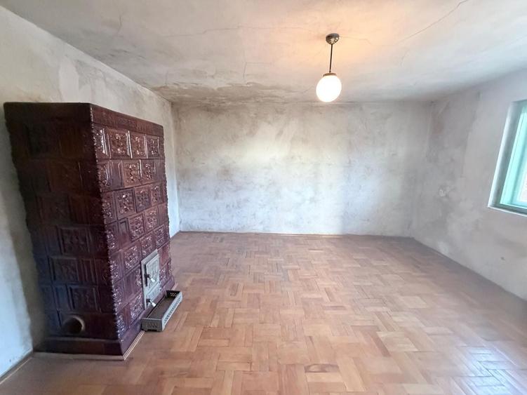 Apartament cu 3 camere decomandat în Exterior Est