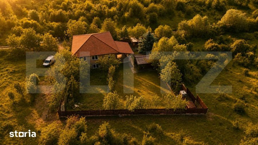 Casă cu 3 camere cu Teren 100 Mp în Livezeni
