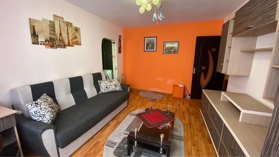 Apartament cu 2 camere semidecomandat în Drumul Carului