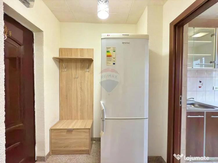 Apartament cu 2 camere semidecomandat, mobilat în Aurel Vlaicu