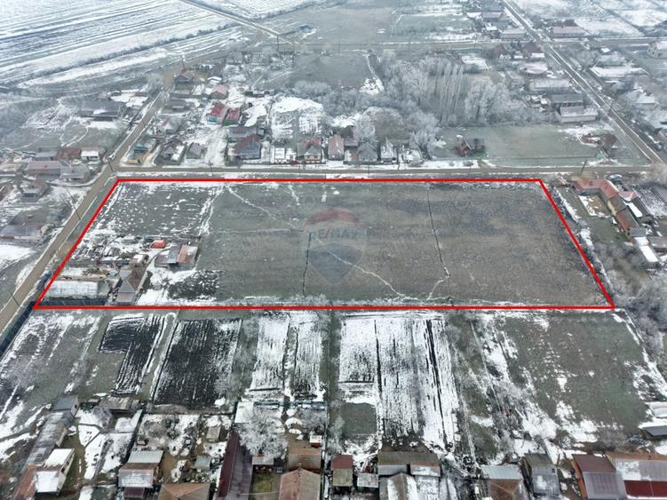 Teren de 11971 mp, în Șimand