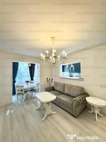 Apartament cu 3 camere semidecomandat în Centrul Civic