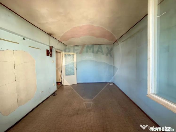 Apartament cu 2 camere decomandat în Faleză