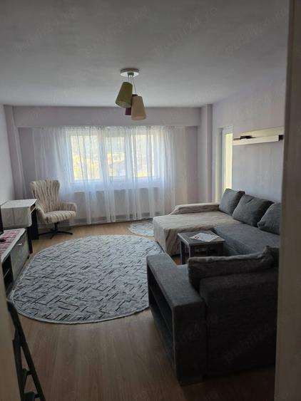 Apartament cu 3 camere decomandat în Ultracentral