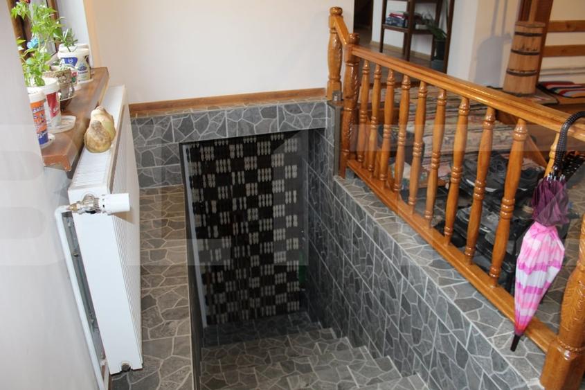 Casă individuală cu 5 camere cu Garaj în Belin