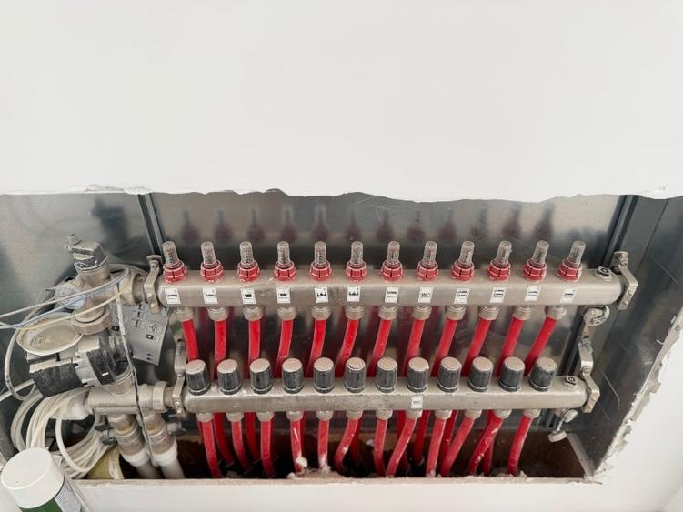 Casă individuală cu 4 camere cu Teren 780 Mp în Corbeanca