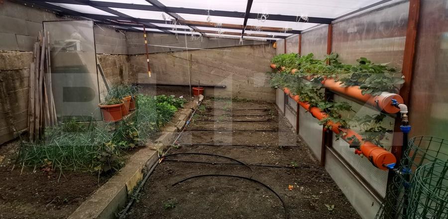 Casă individuală cu 5 camere cu Canalizare în Iris