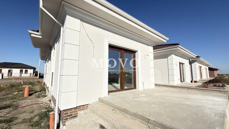 Duplex cu 3 camere cu Canalizare în Moșnița Nouă