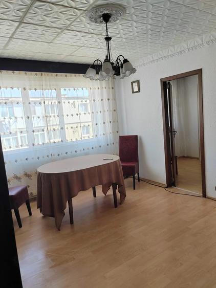 Apartament cu 2 camere nedecomandat în Central