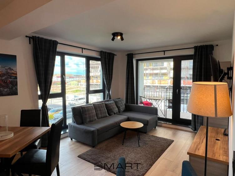 Apartament cu 2 camere semidecomandat în Tractorul