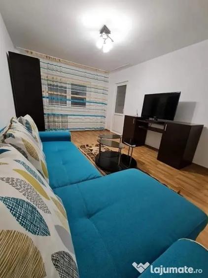 Apartament cu 2 camere decomandat în Crângași