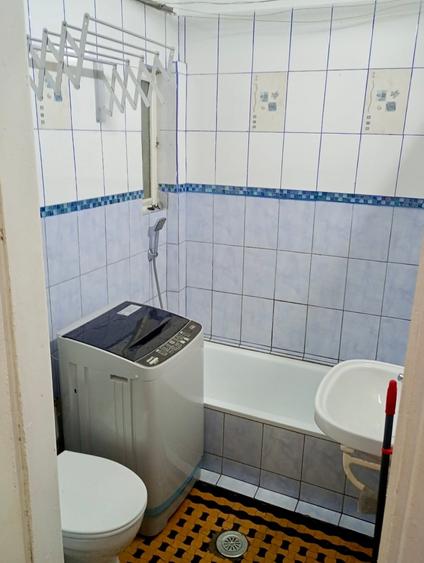 Garsonieră decomandată în Universitate