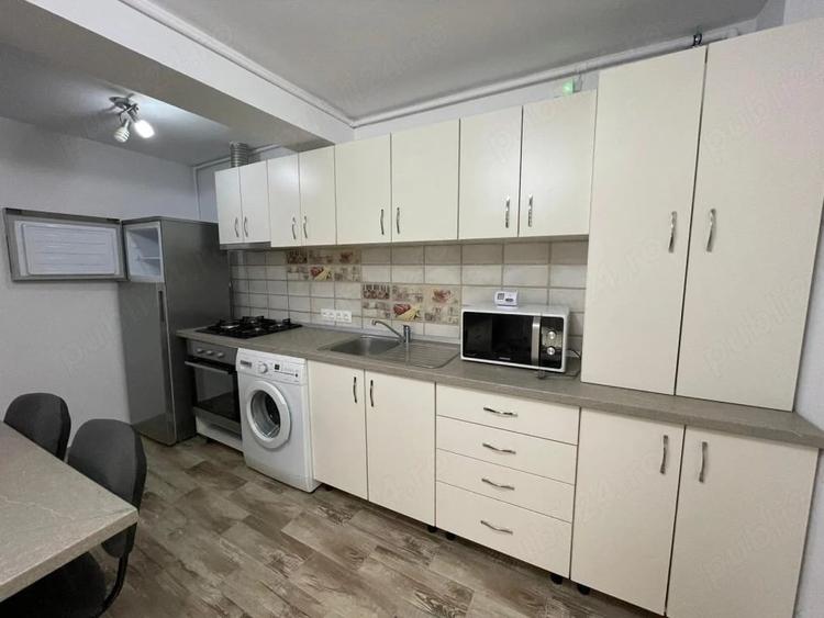 Apartament cu 2 camere nedecomandat în Calea Poplăcii