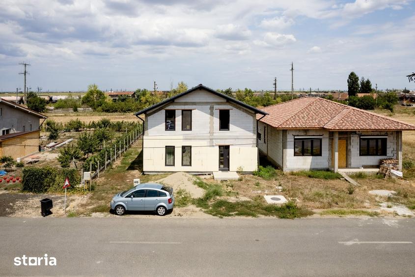 Casă cu 5 camere cu Teren 502 Mp în Vladimirescu
