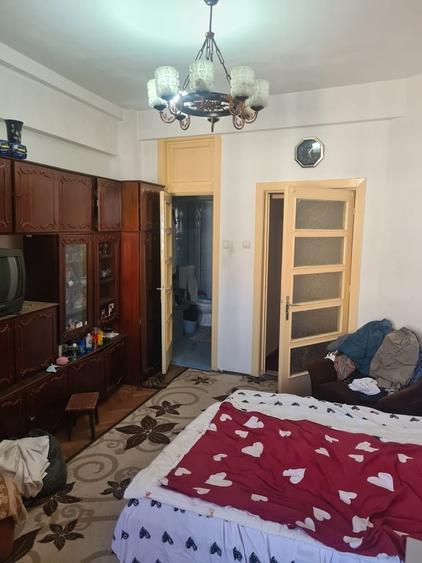 Garsonieră decomandată în Rosetti