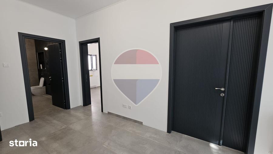Spațiu comercial, de 130 mp, în Centrul Civic