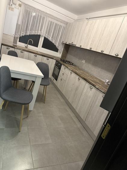 Apartament cu 2 camere decomandat în Sânpetru