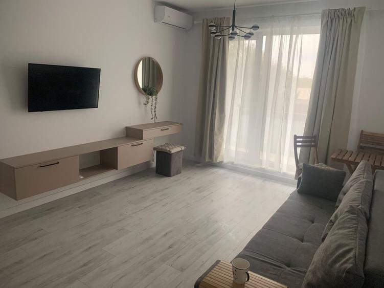 Apartament cu 2 camere decomandat în Tunari