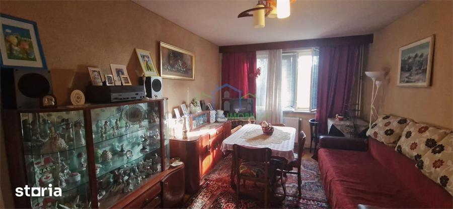 Apartament cu 3 camere decomandat în Gării