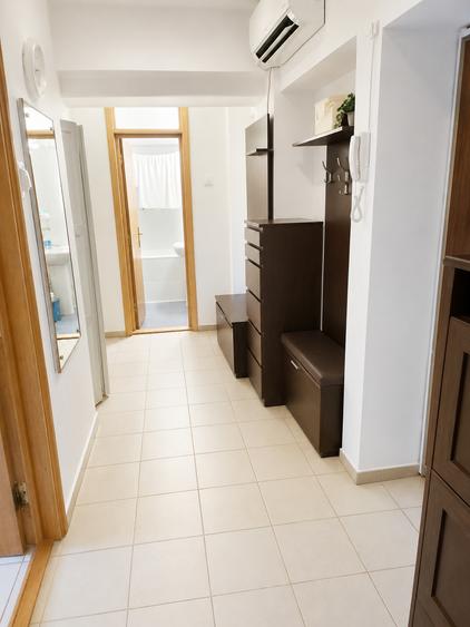 Apartament cu 2 camere decomandat în Tomis III