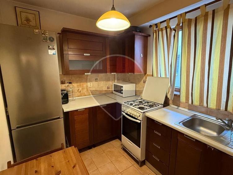 Apartament cu 2 camere decomandat, mobilat în Drumul Taberei