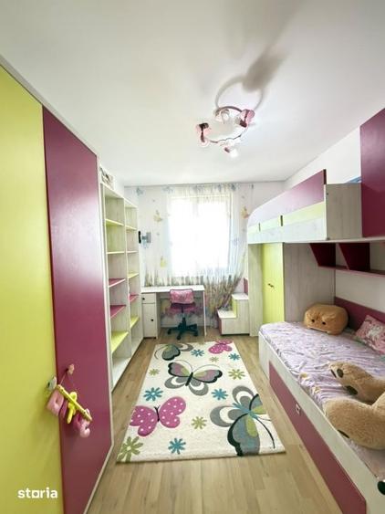 Apartament cu 3 camere, mobilat în Central