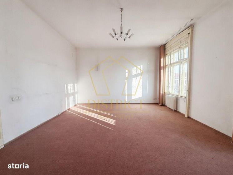 Apartament cu 5 camere în Ultracentral