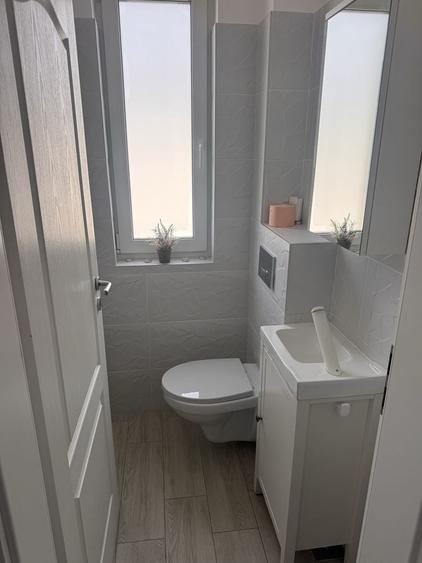 Apartament cu 3 camere decomandat în Dumbrăvița