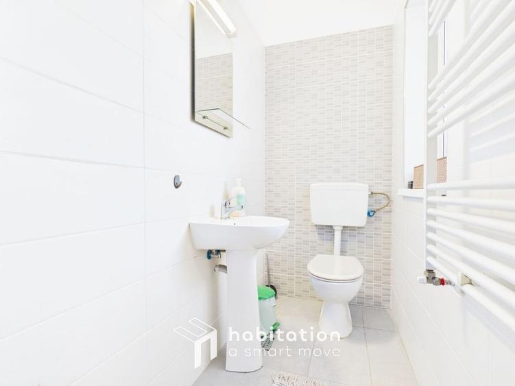 Apartament cu 4 camere decomandat, mobilat în Central