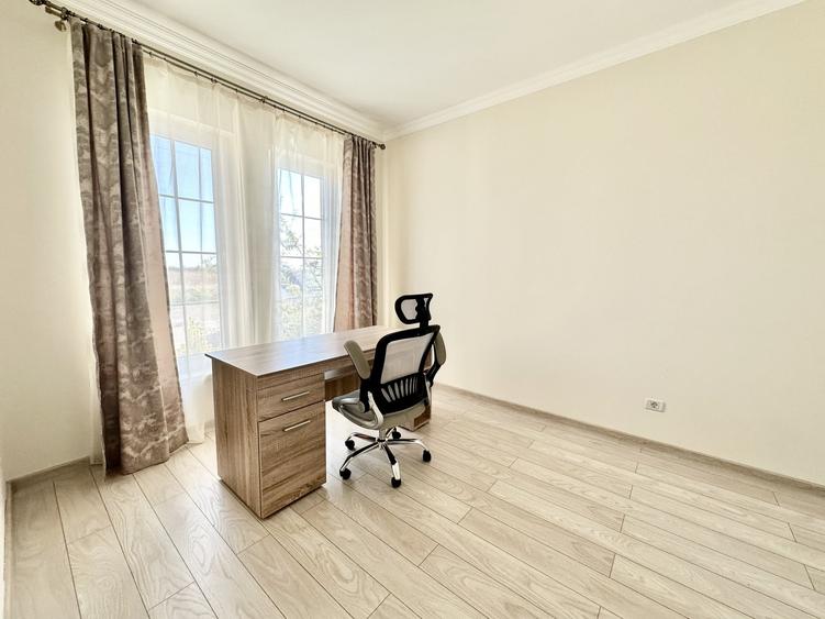 Duplex cu 4 camere cu Canalizare în Urseni