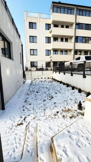 Casă individuală cu 3 camere cu Canalizare în Păcurari