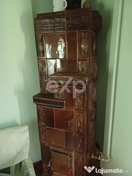 Casă cu 5 camere cu Teren 1749 Mp în Pietroșița