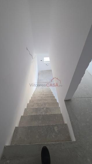 Apartament cu 3 camere decomandat în Parcul Carol