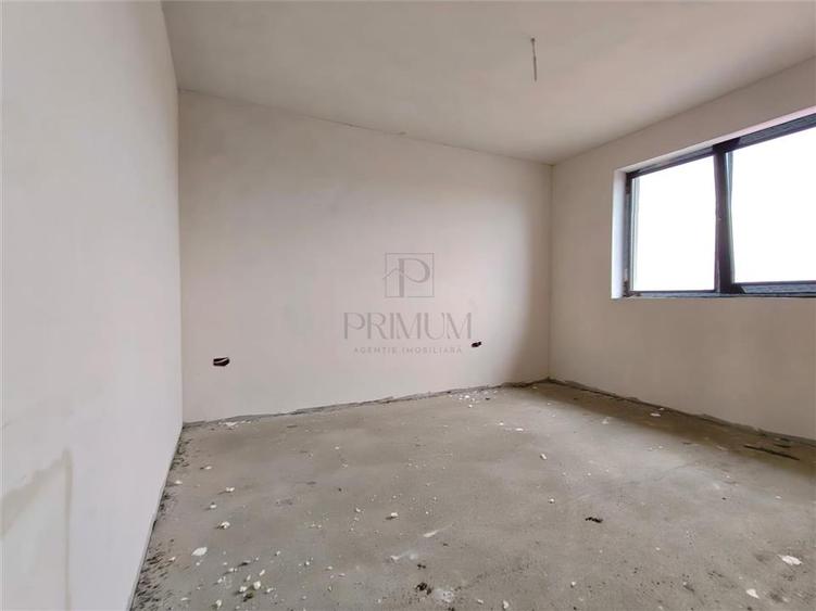 Duplex cu 4 camere cu Canalizare în Moșnița Veche