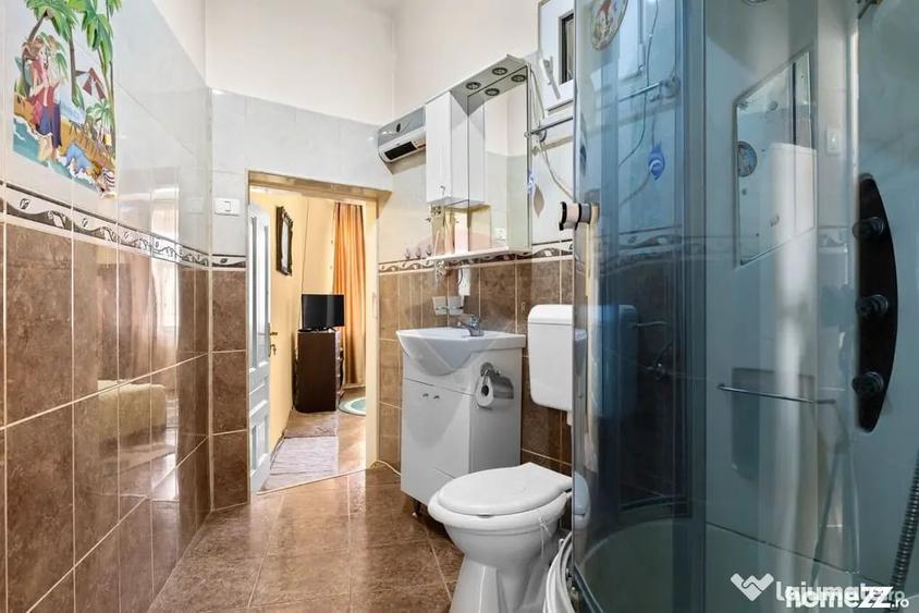 Apartament cu 2 camere decomandat în Central