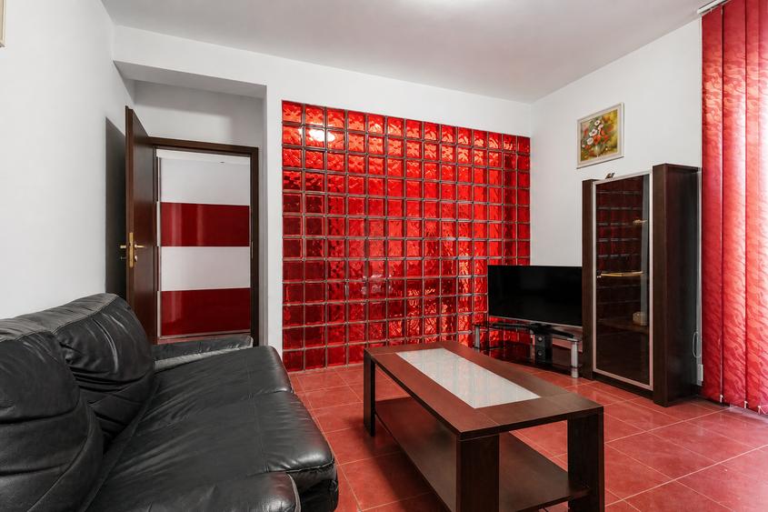 Apartament cu 2 camere decomandat în Giroc