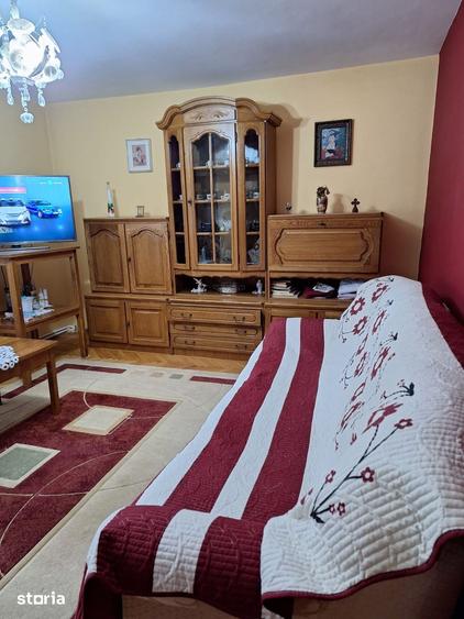 Casă cu 5 camere cu Teren 280 Mp în Central