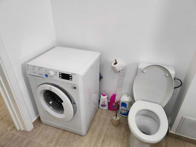 Apartament cu 2 camere decomandat în Miroslava