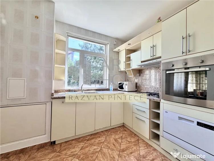 Casă cu 4 camere cu Teren 614 Mp în Bucov
