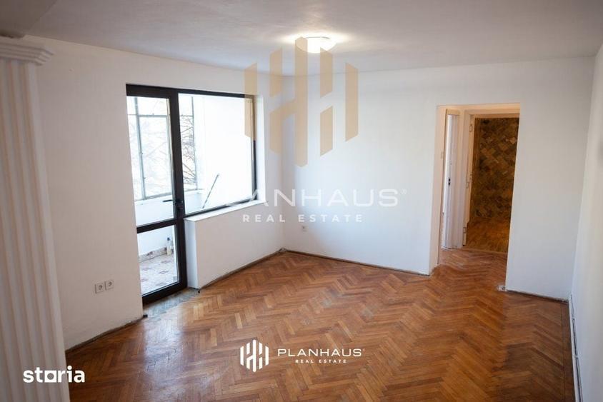 Apartament cu 3 camere decomandat în Republicii