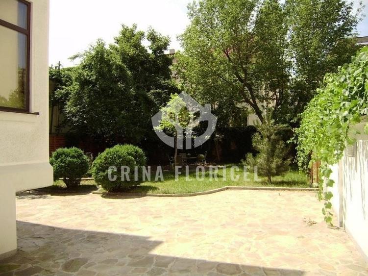 Apartament cu 5 camere, mobilat în Dorobanți