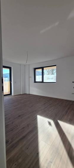 Apartament cu 3 camere decomandat în Țiglina 2