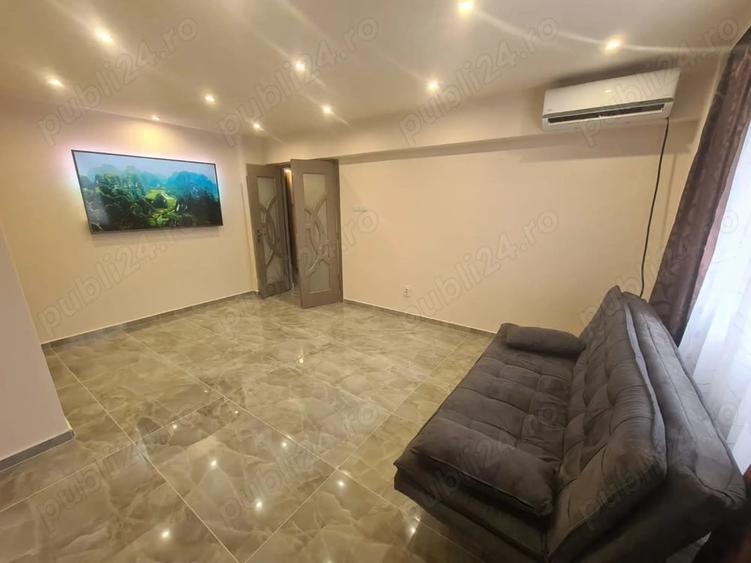 Apartament cu 4 camere decomandat în Aurel Vlaicu