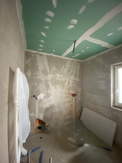 Duplex cu 4 camere cu Canalizare în Florești