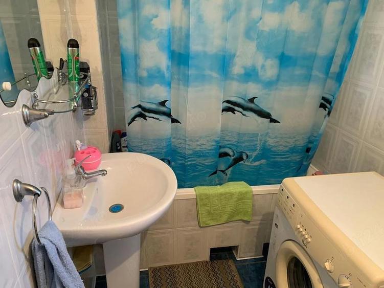 Casa spa?ioasa cu 35 ari teren Solovastru (ie?ire spre Reghin Baile Sarate de la Jabeni?a) - 1