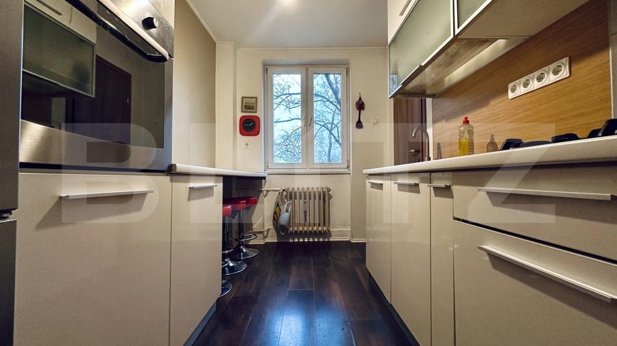 Apartament 4 camere, 2 bai, decebal, etaj intermediar - 5