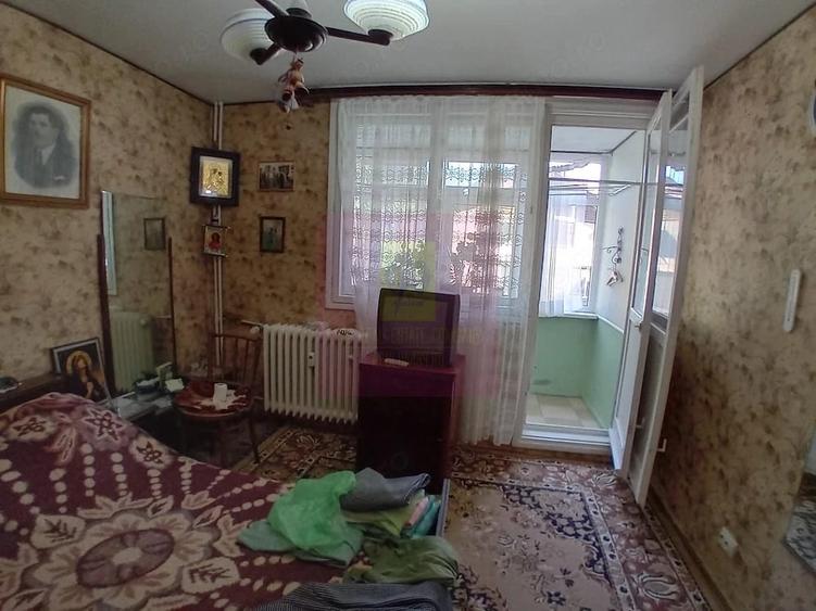 Apartament cu 4 camere decomandat în Brâncoveanu
