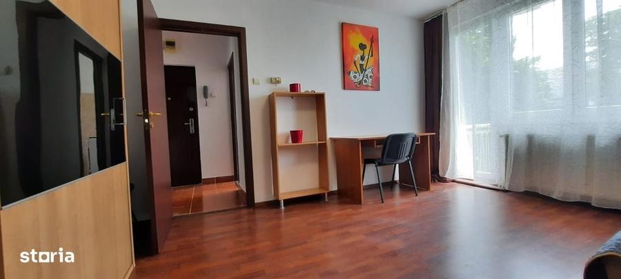 Apartament cu 2 camere nedecomandat în 7 Noiembrie