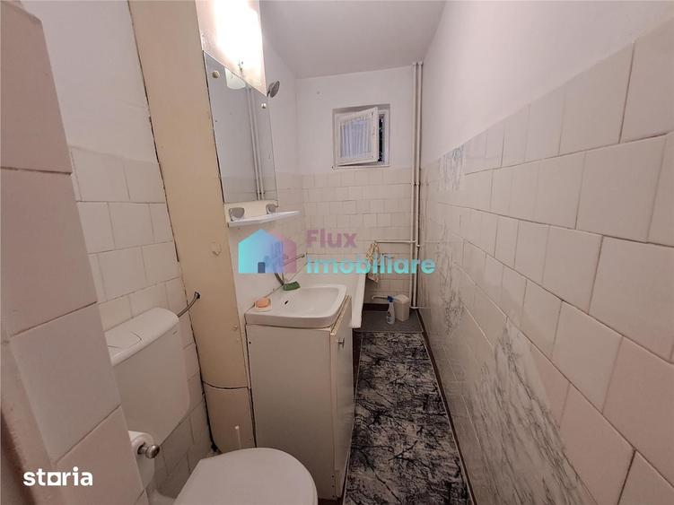 Apartament cu 2 camere nedecomandat în George Enescu