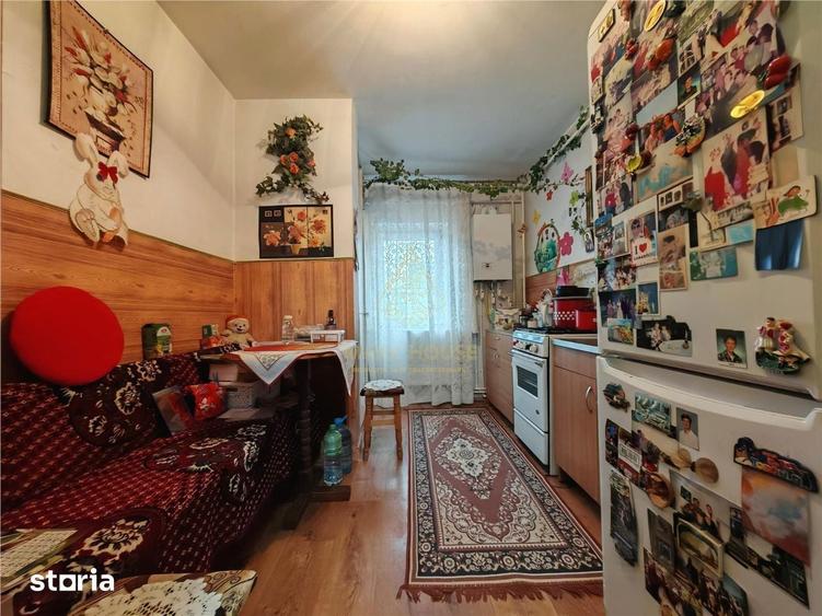 Apartament cu 2 camere de vanzare, zona Cora - 6